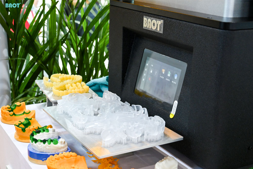 Impressora 3D odontológica para goma de resina